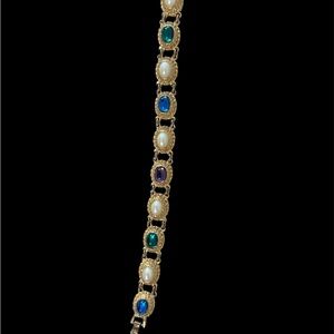 Vintage Bracelet . Art glass cabochon Etruscan revival fashion mogul theme.